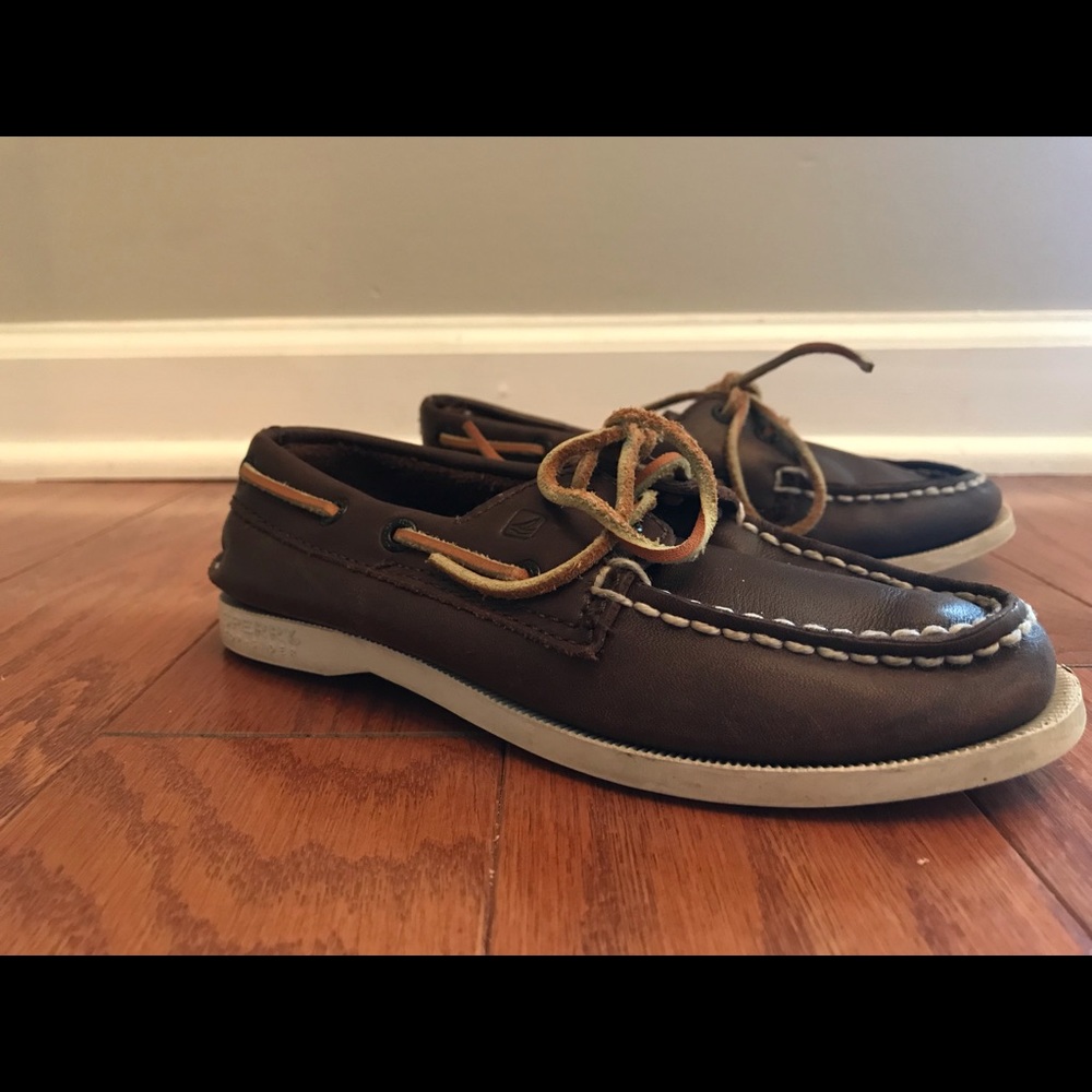 Boys Sperry’s